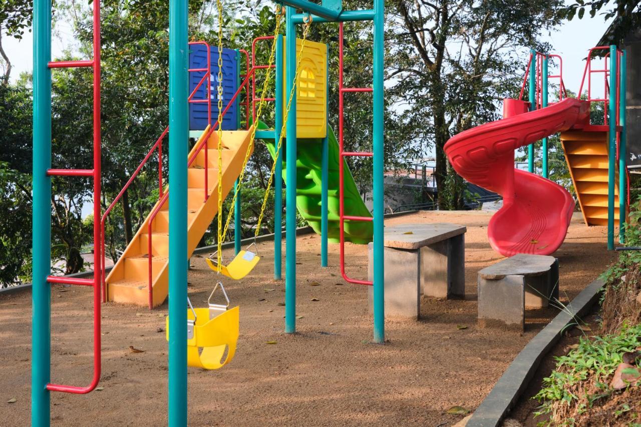 Haze And Kites Resort Муннар Экстерьер фото