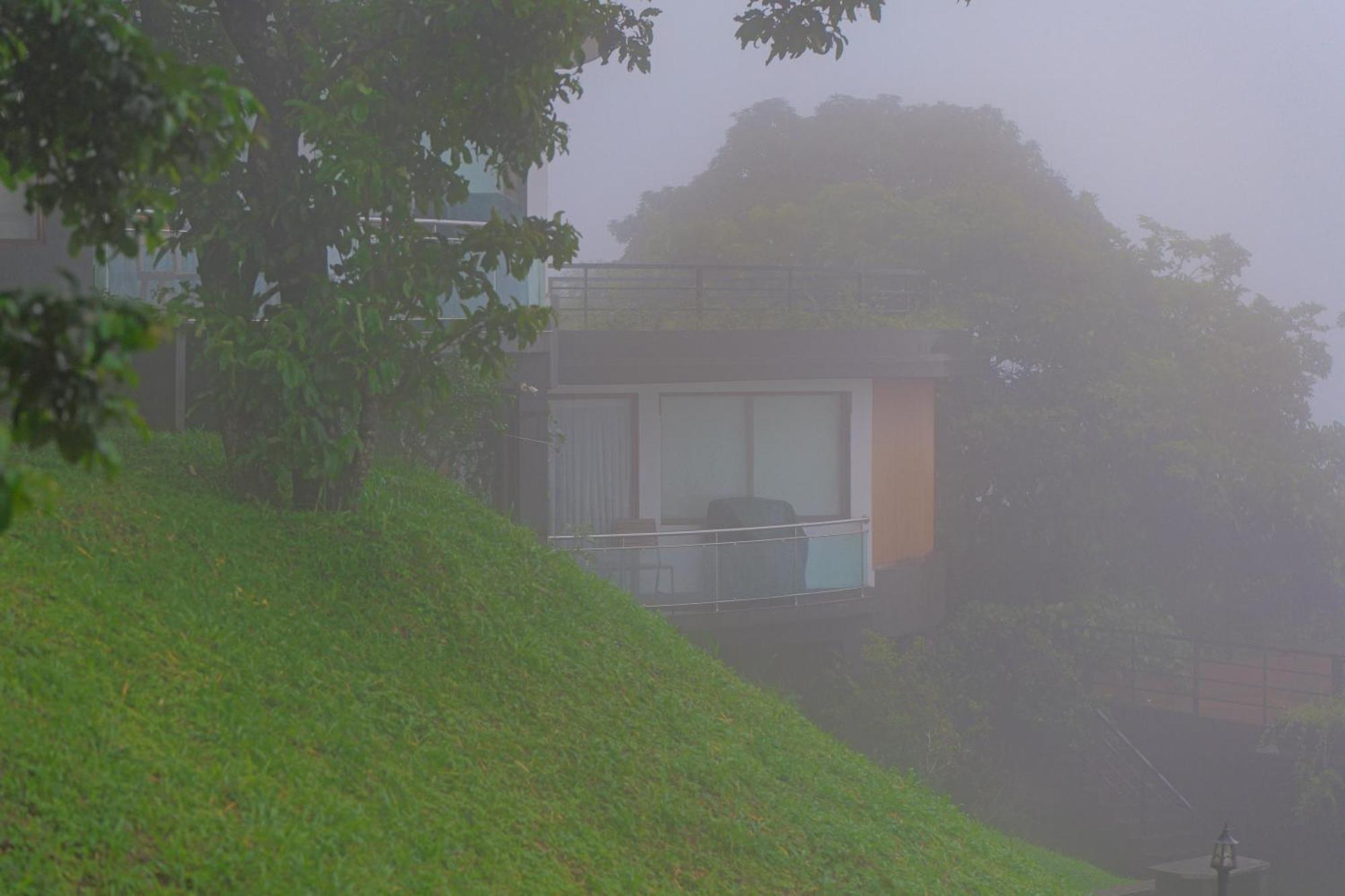 Haze And Kites Resort Муннар Экстерьер фото