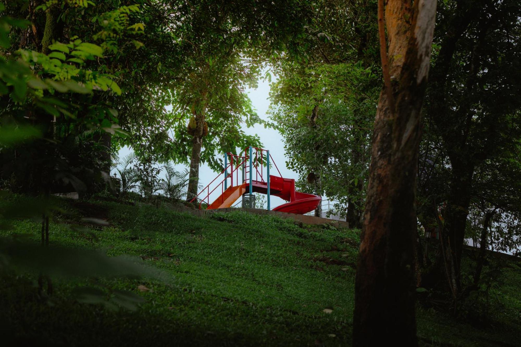 Haze And Kites Resort Муннар Экстерьер фото